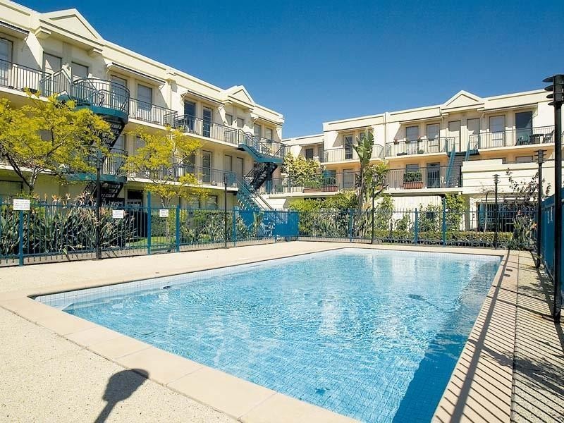 REF 22172/682 Nicholson Street, Fitzroy North VIC 3068