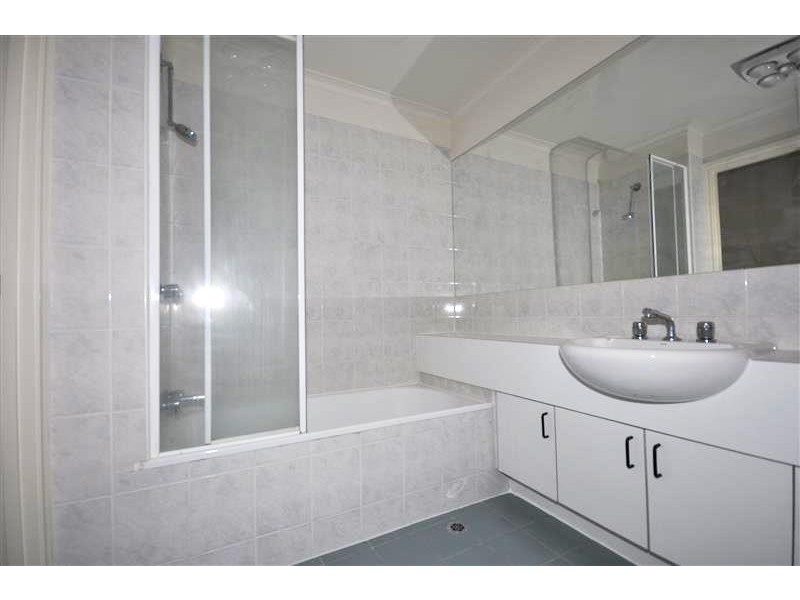 REF 22172/682 Nicholson Street, Fitzroy North VIC 3068