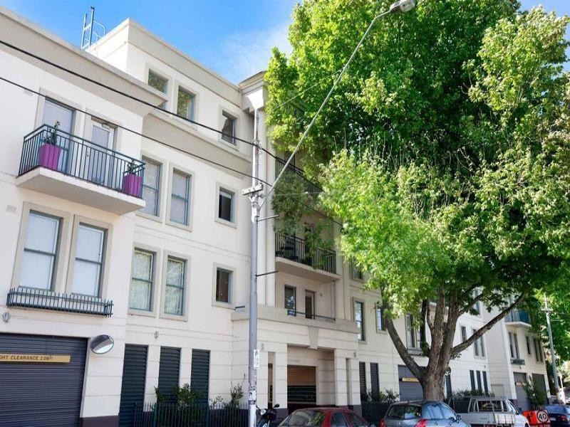 REF 22172/682 Nicholson Street, Fitzroy North VIC 3068