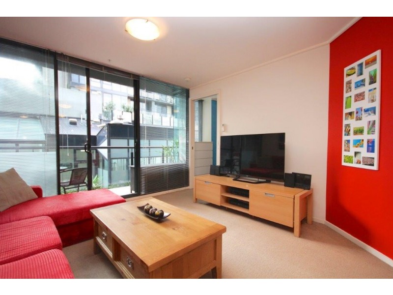 REF 32010/100 Kavanagh Street, Southbank VIC 3006