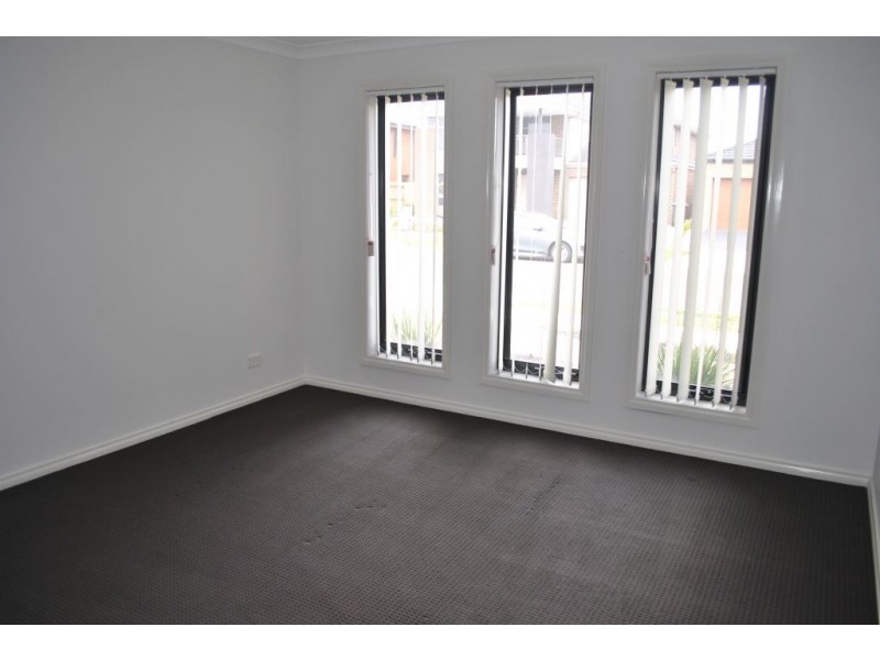 7 Capital Way, Point Cook VIC 3030