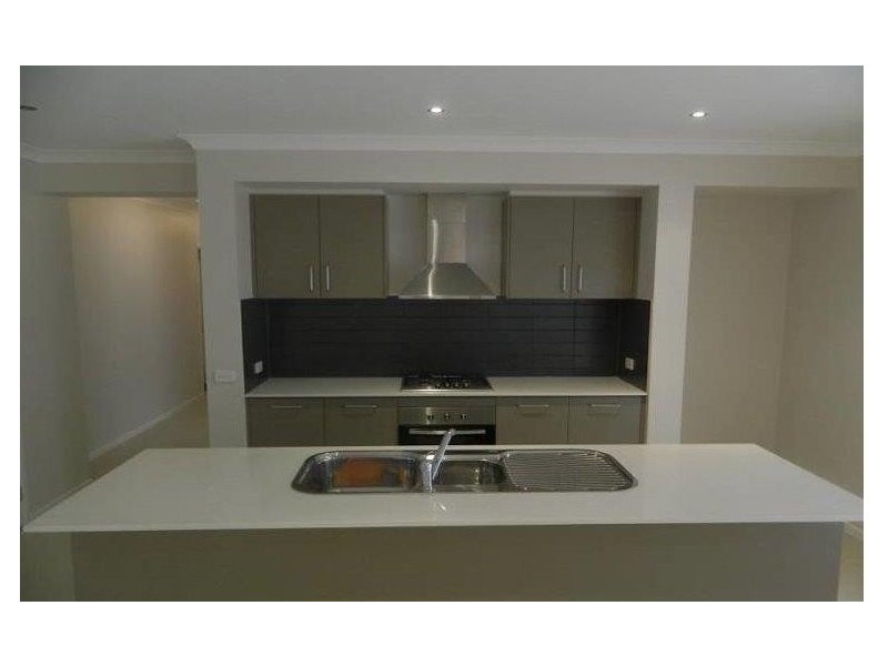 37 Baltic Circuit, Point Cook VIC 3030