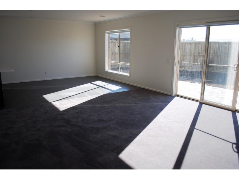 71 Barnstormer Boulevard, Point Cook VIC 3030