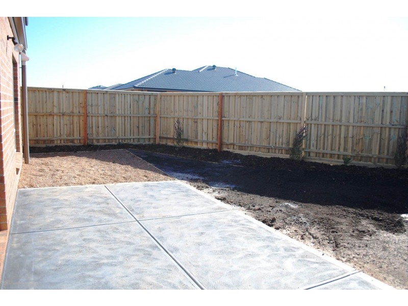 71 Barnstormer Boulevard, Point Cook VIC 3030