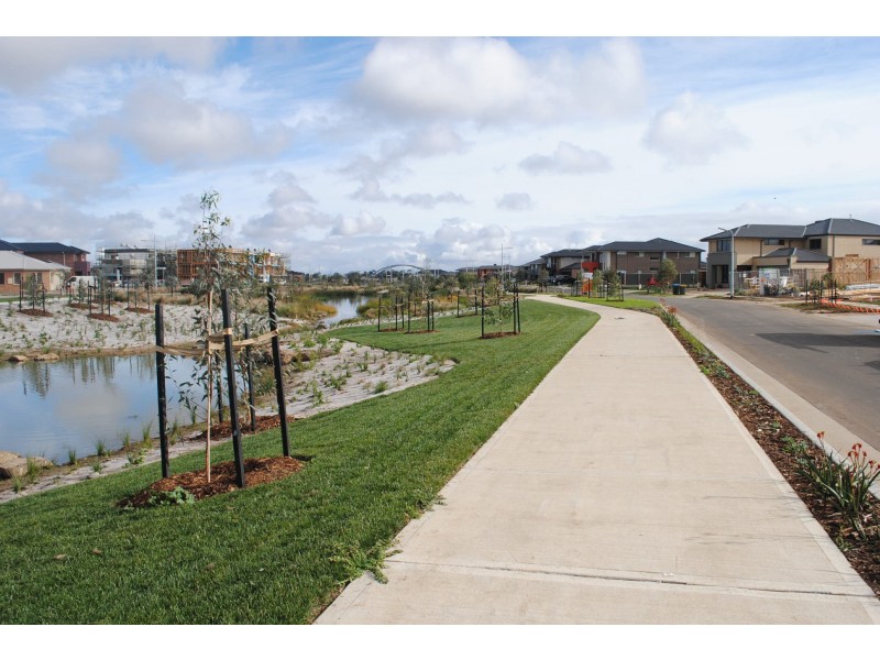 71 Barnstormer Boulevard, Point Cook VIC 3030