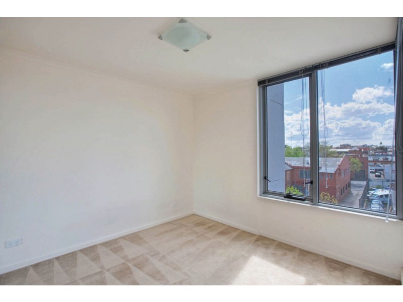 REF 22189/118 Dudley Street, West Melbourne VIC 3003