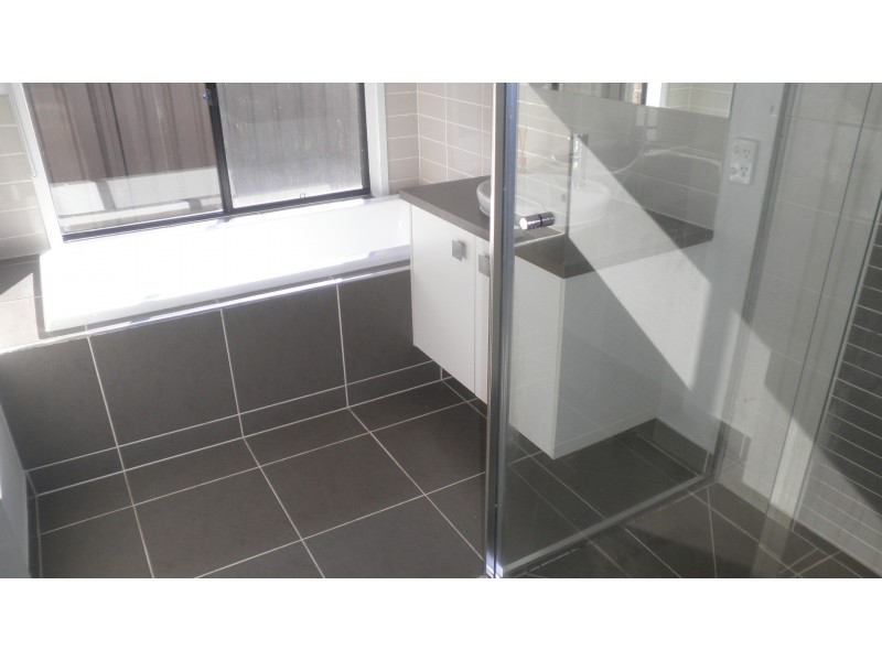 10 St Laurent Boulevard, Point Cook VIC 3030