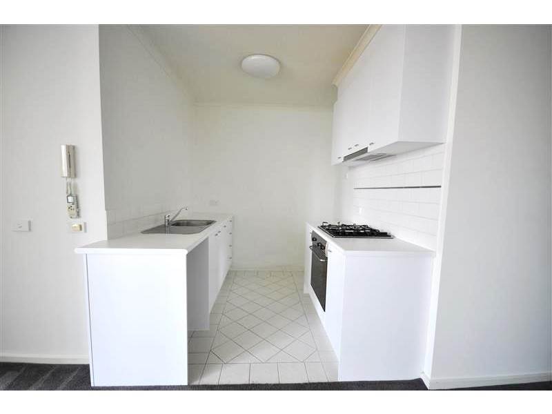 71/79 Whiteman Street, Southbank VIC 3006