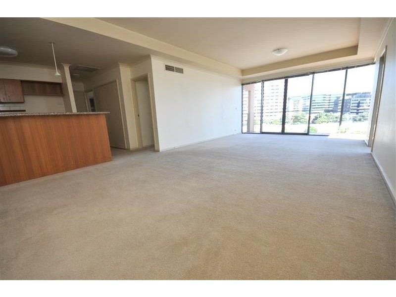 REF 22300/102 Wells Street, Southbank VIC 3006