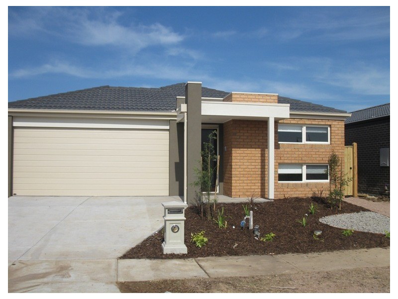 22 Malibu Boulevard, Point Cook VIC 3030