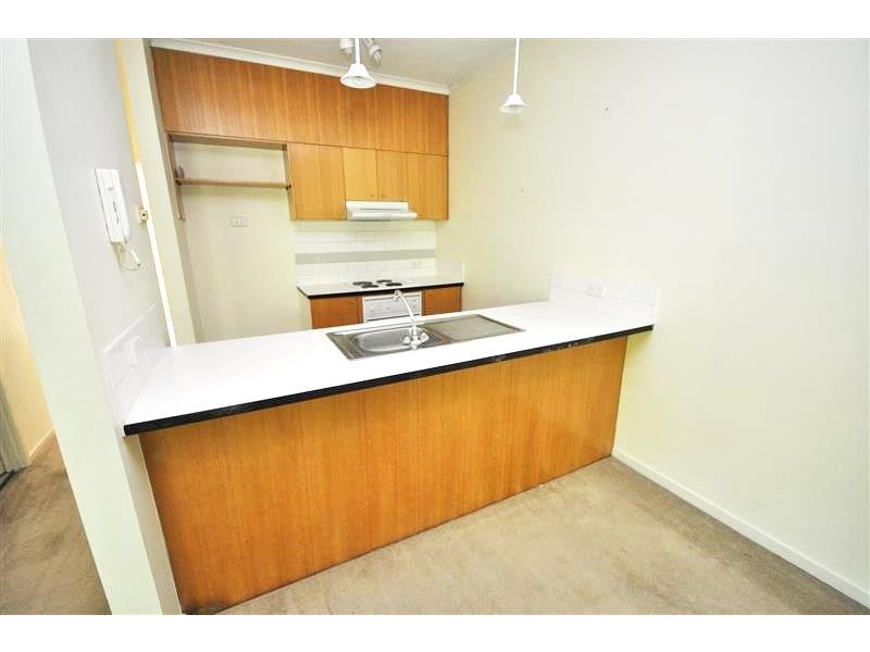 REF 22227/96 Dodds Street, Southbank VIC 3006