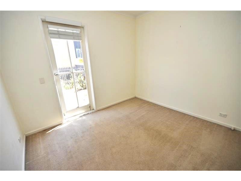 REF 22227/96 Dodds Street, Southbank VIC 3006