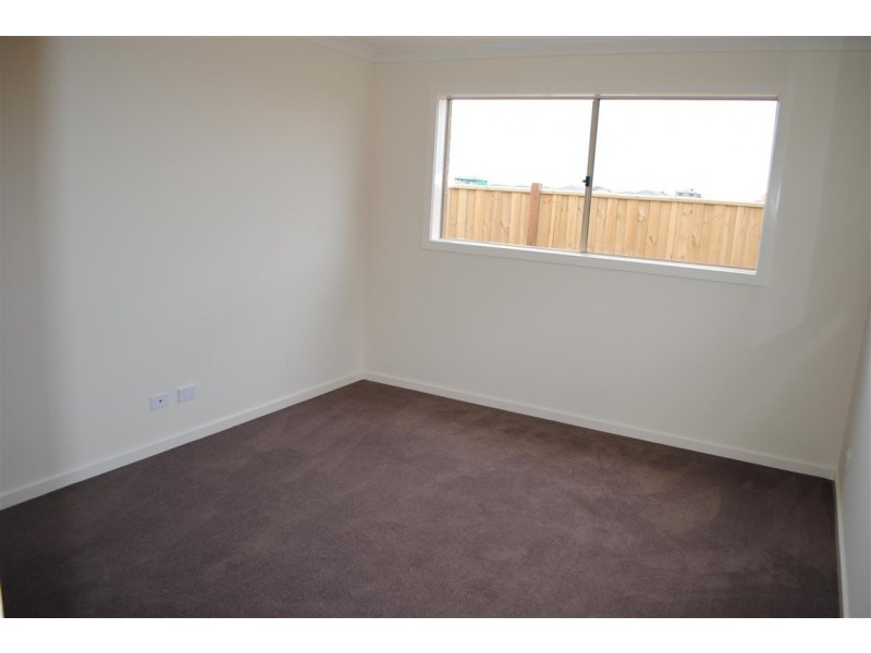 21 Applebox Circuit, Point Cook VIC 3030