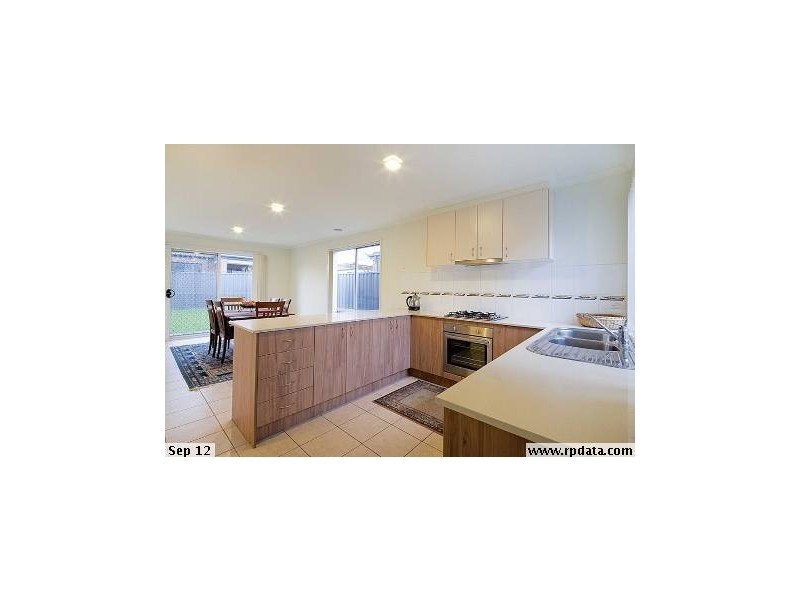 16 Rocky Gate Drive, Truganina VIC 3029