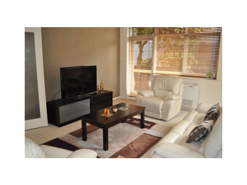 1A/103 Walpole Street, Kew VIC 3101