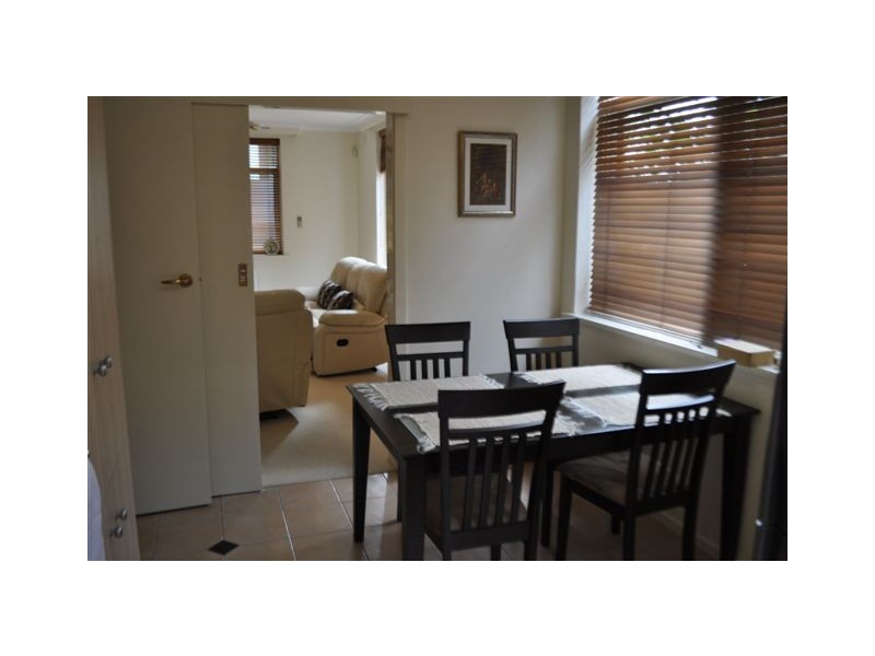 1A/103 Walpole Street, Kew VIC 3101