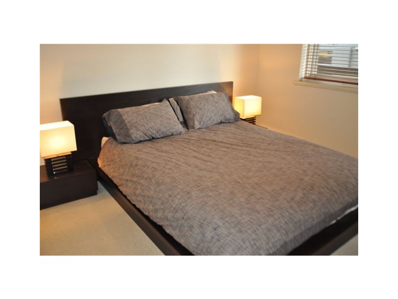 1A/103 Walpole Street, Kew VIC 3101