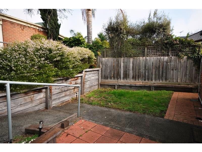 12A Vaughan Crescent, Kew VIC 3101