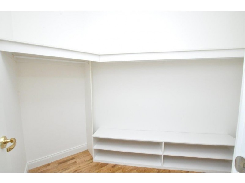 REF 32134/8 Wells Street, Southbank VIC 3006