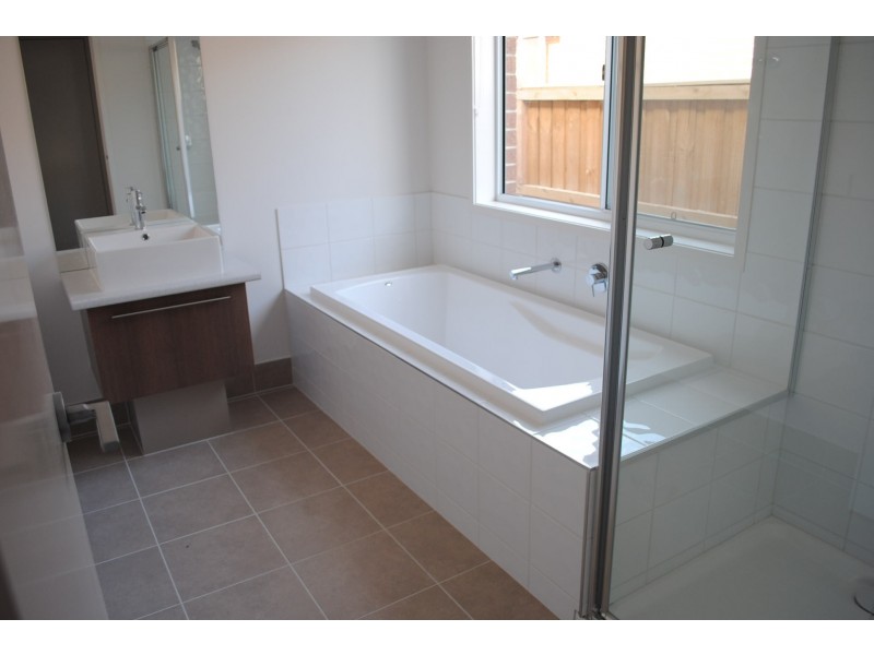 10A Warunda Parade, Point Cook VIC 3030