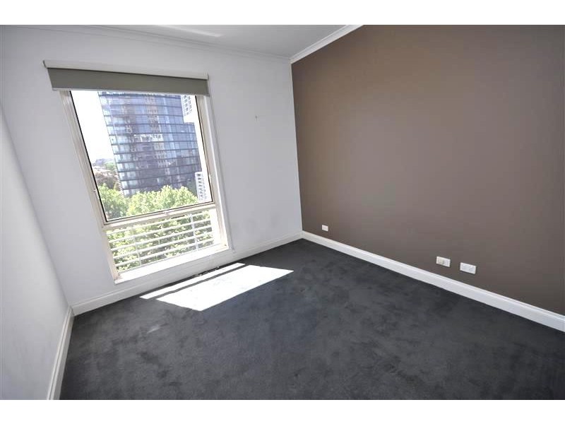 REF 22239/632 St Kilda Road, Melbourne VIC 3004