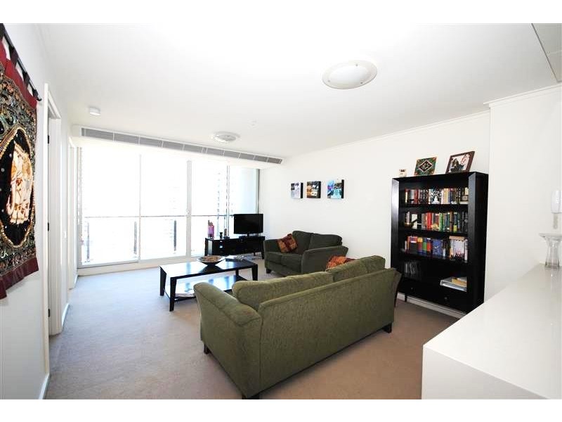 REF 22243/63 Whiteman Street, Southbank VIC 3006