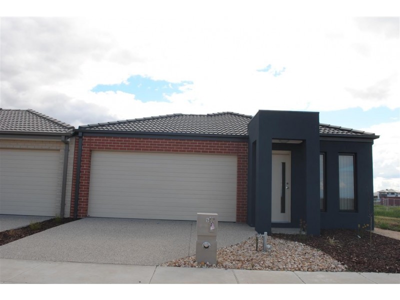 5 Bay Way, Point Cook VIC 3030