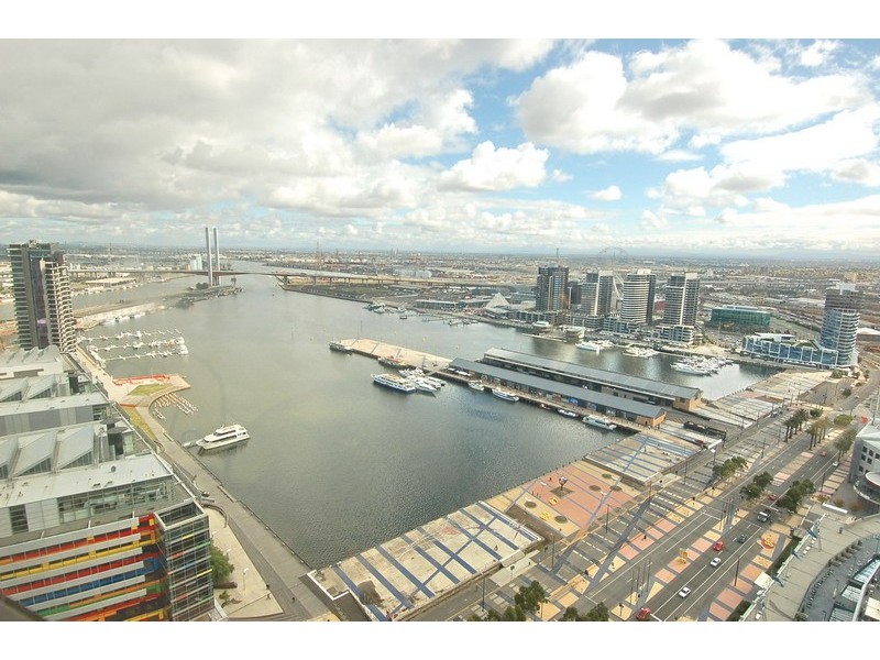 3703/100 Harbour Esplanade, Docklands VIC 3008