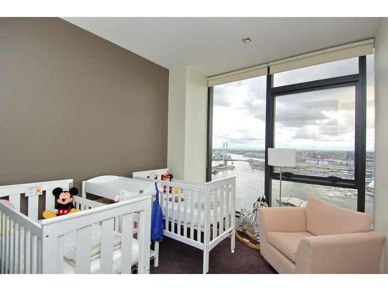 3703/100 Harbour Esplanade, Docklands VIC 3008