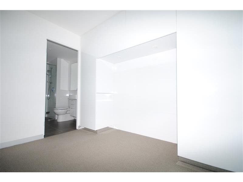 1101/53 Batman Street, West Melbourne VIC 3003