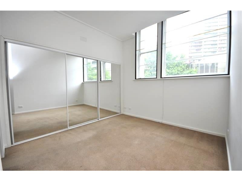 REF 22253/171 City Road, Southbank VIC 3006