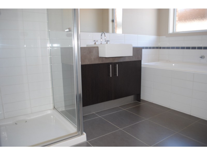 23 Terrene Terrace, Point Cook VIC 3030