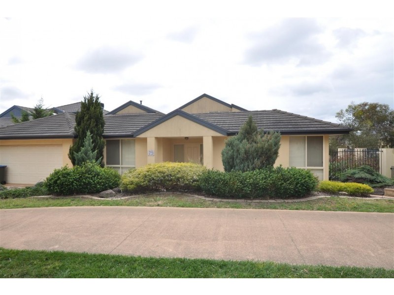 29 Sanctuary Lakes South Boulevard, Point Cook VIC 3030