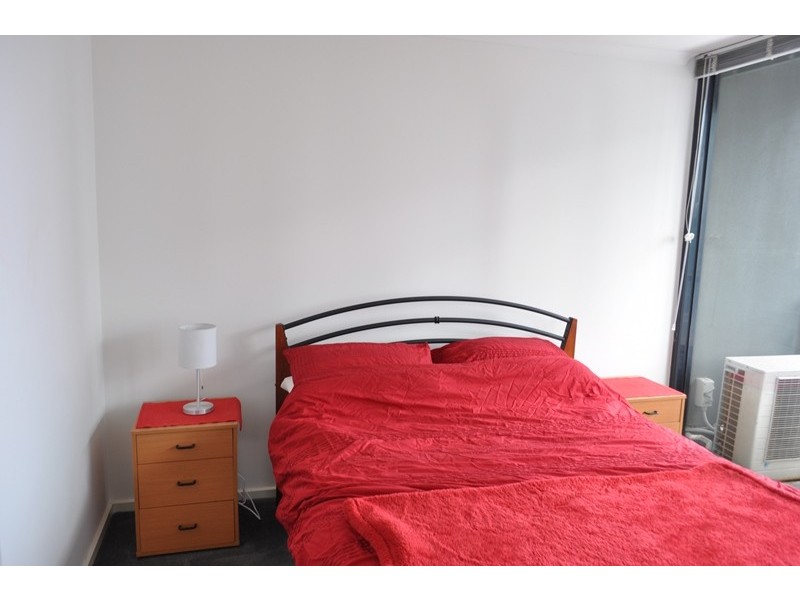 REF 22263/38 Kavanagh Street, Southbank VIC 3006