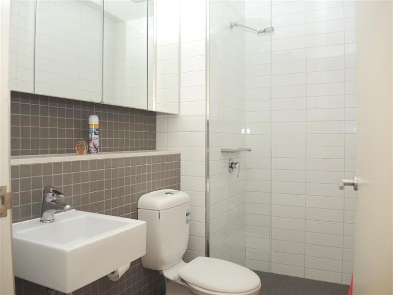 104/8 McCrae Street, Docklands VIC 3008