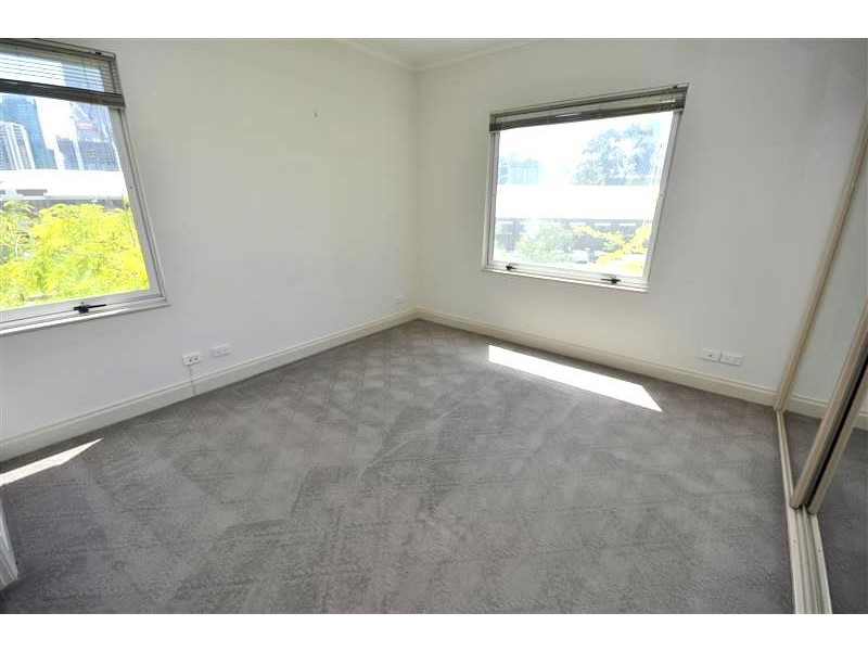 REF 22269/8 Wells Street, Southbank VIC 3006