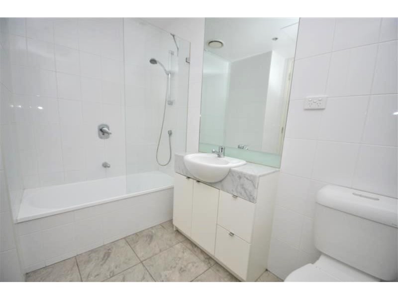 REF 22276/183 City Road, Southbank VIC 3006