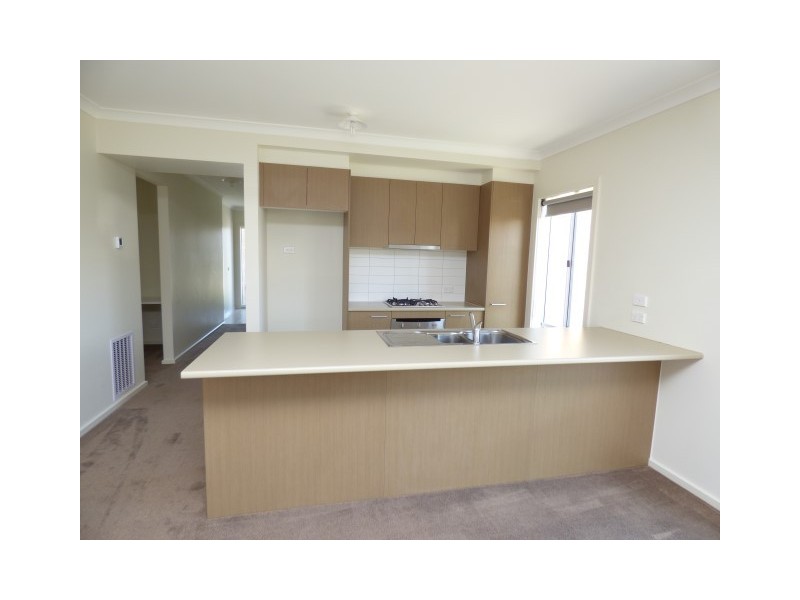 61 Barnstormer Boulevard, Point Cook VIC 3030