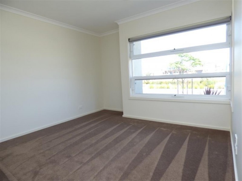 61 Barnstormer Boulevard, Point Cook VIC 3030
