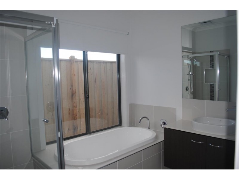 9a Circus Avenue, Point Cook VIC 3030