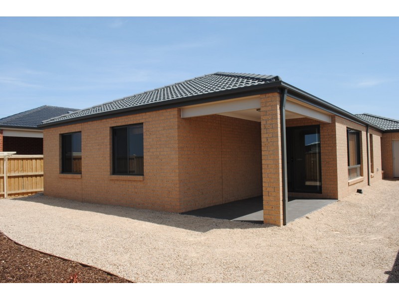 3a Casino Parade, Point Cook VIC 3030