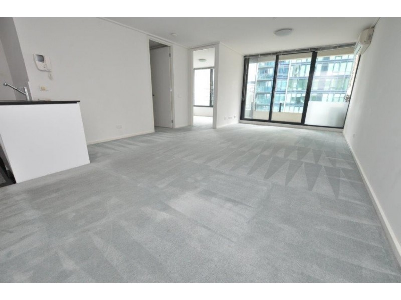 REF 22304/163 City Road, Southbank VIC 3006