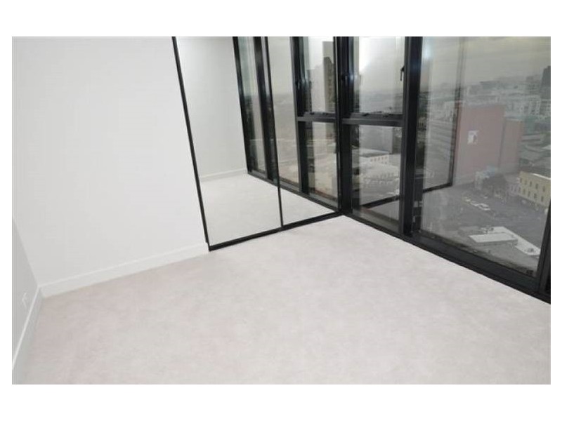 1406/33 Mackenzie Street, Melbourne VIC 3000