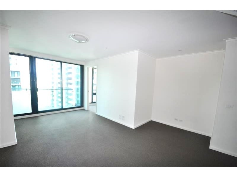 REF 32117/180 City Road, Southbank VIC 3006