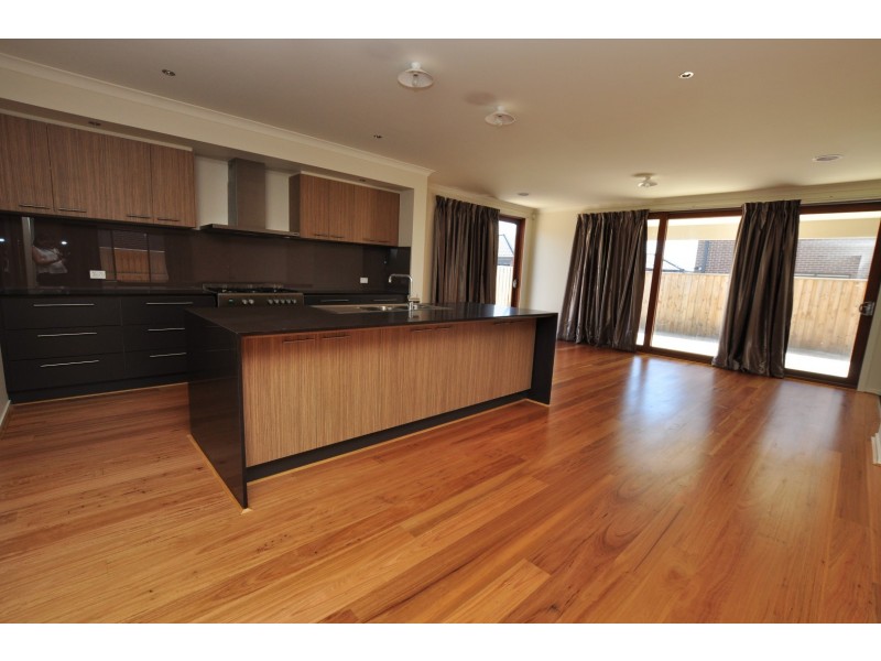 19 Ironwood Drive, Point Cook VIC 3030