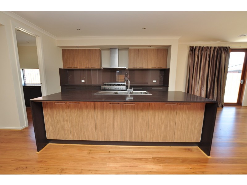 19 Ironwood Drive, Point Cook VIC 3030