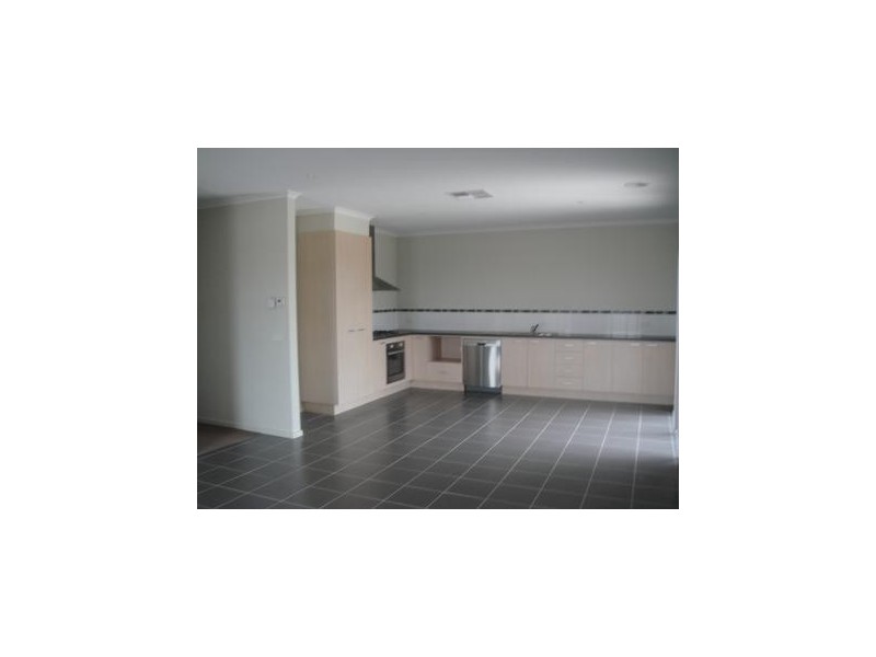 28A/39 Astley Crescent, Point Cook VIC 3030