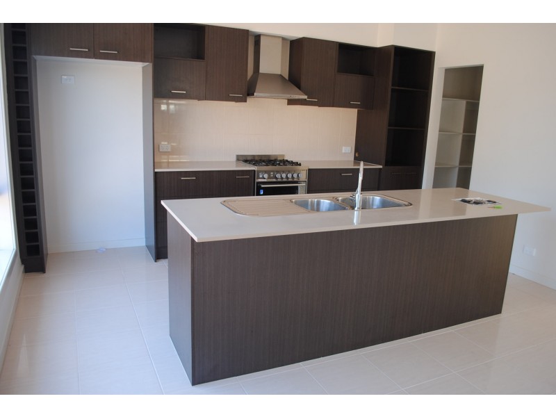 17 Wildcherry Place, Point Cook VIC 3030