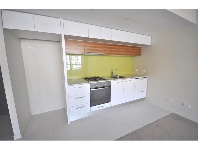 614A/100 Harbour Esplanade, Docklands VIC 3008