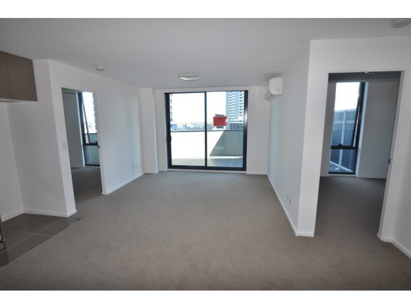 REF 27001/241 City Road, Southbank VIC 3006